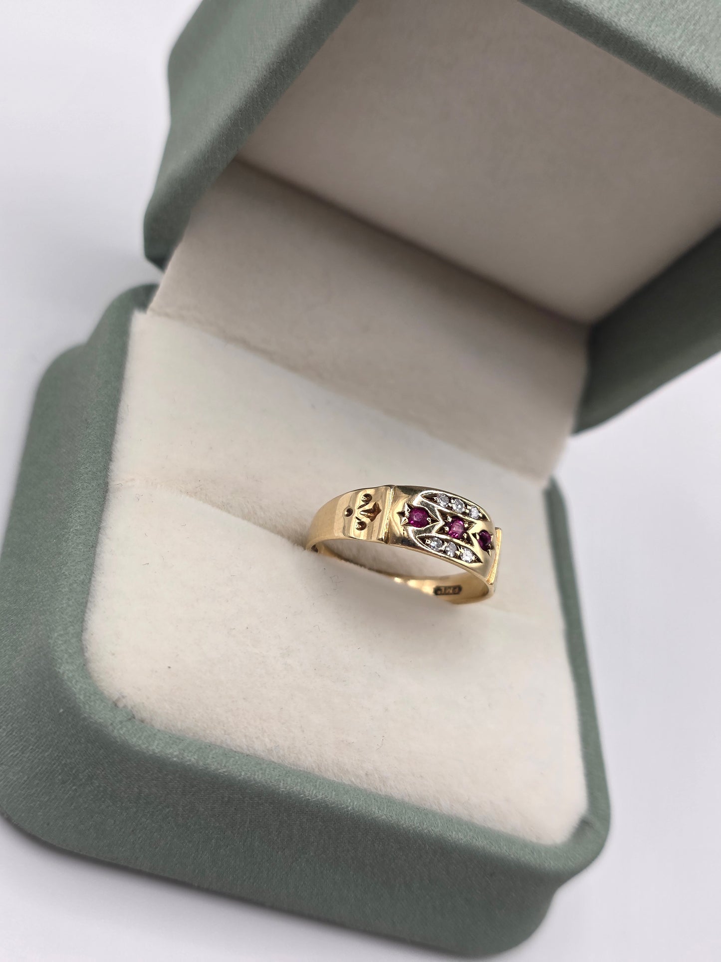 9ct gold ruby and diamond ring