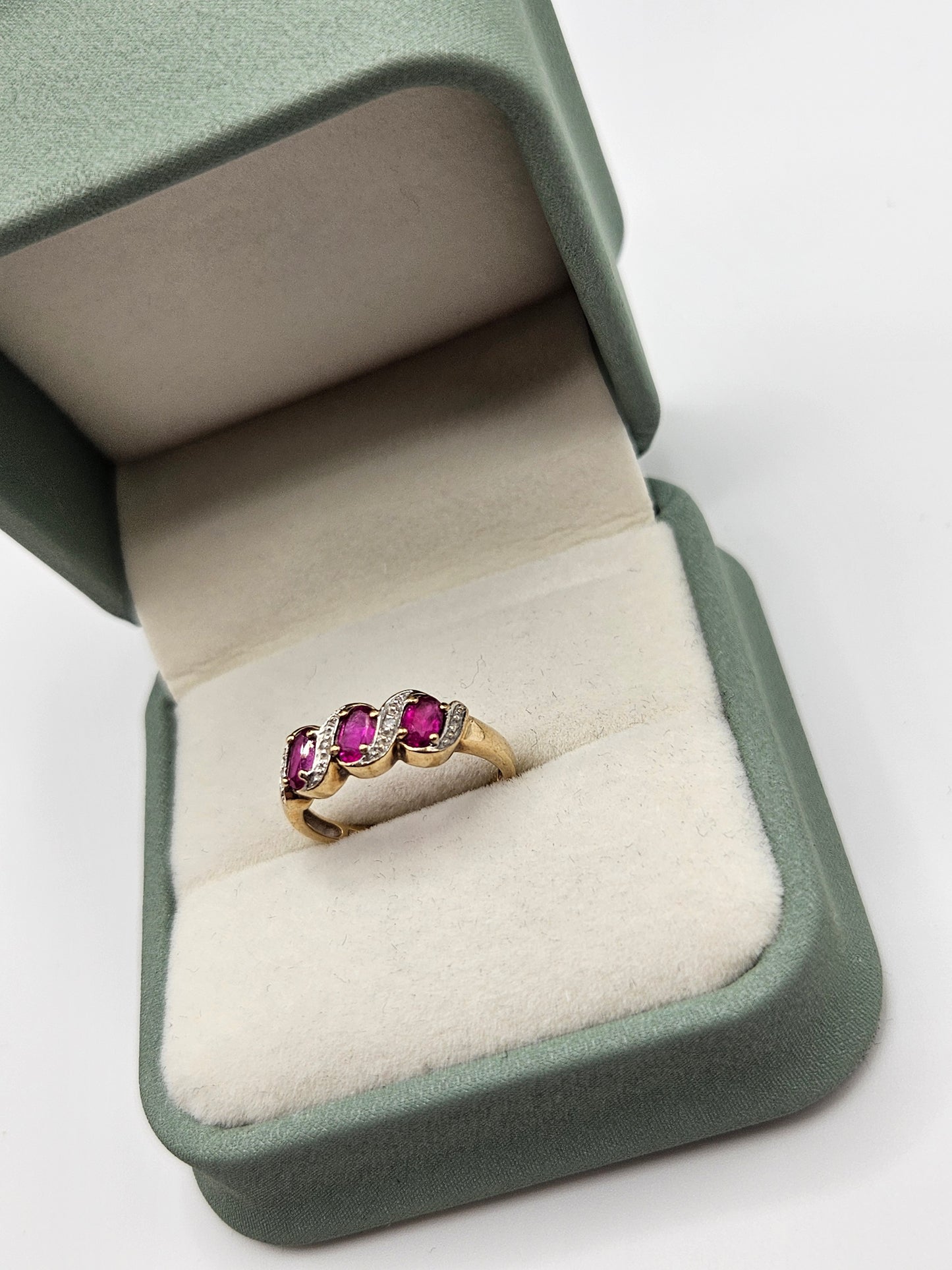 9ct gold synthetic ruby and diamond ring