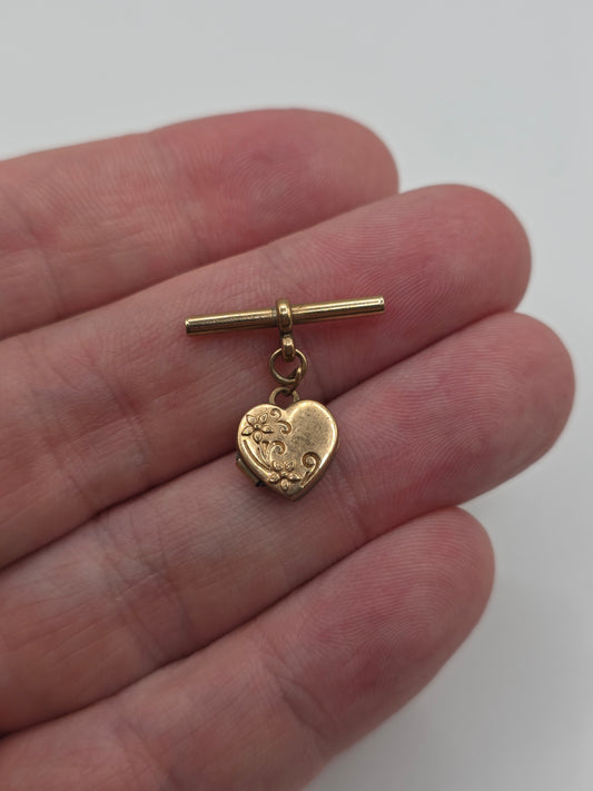 9ct gold locket T-Bar pendant