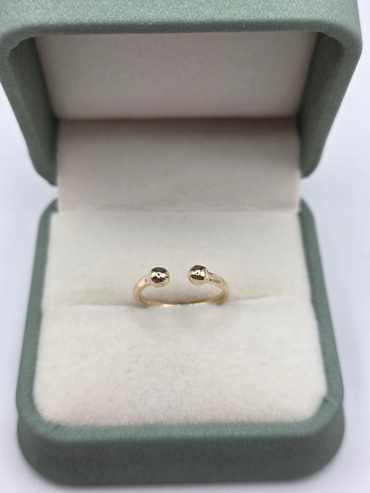 9ct gold torque ring
