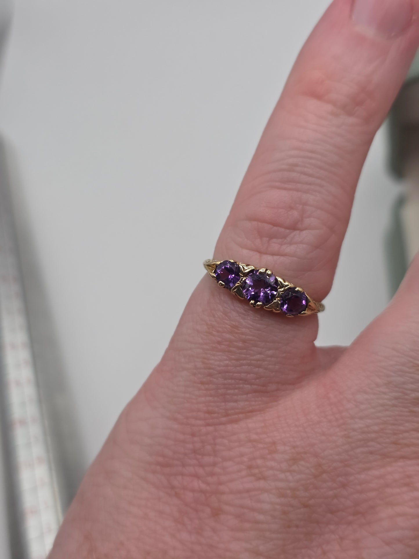 9ct gold amethyst ring