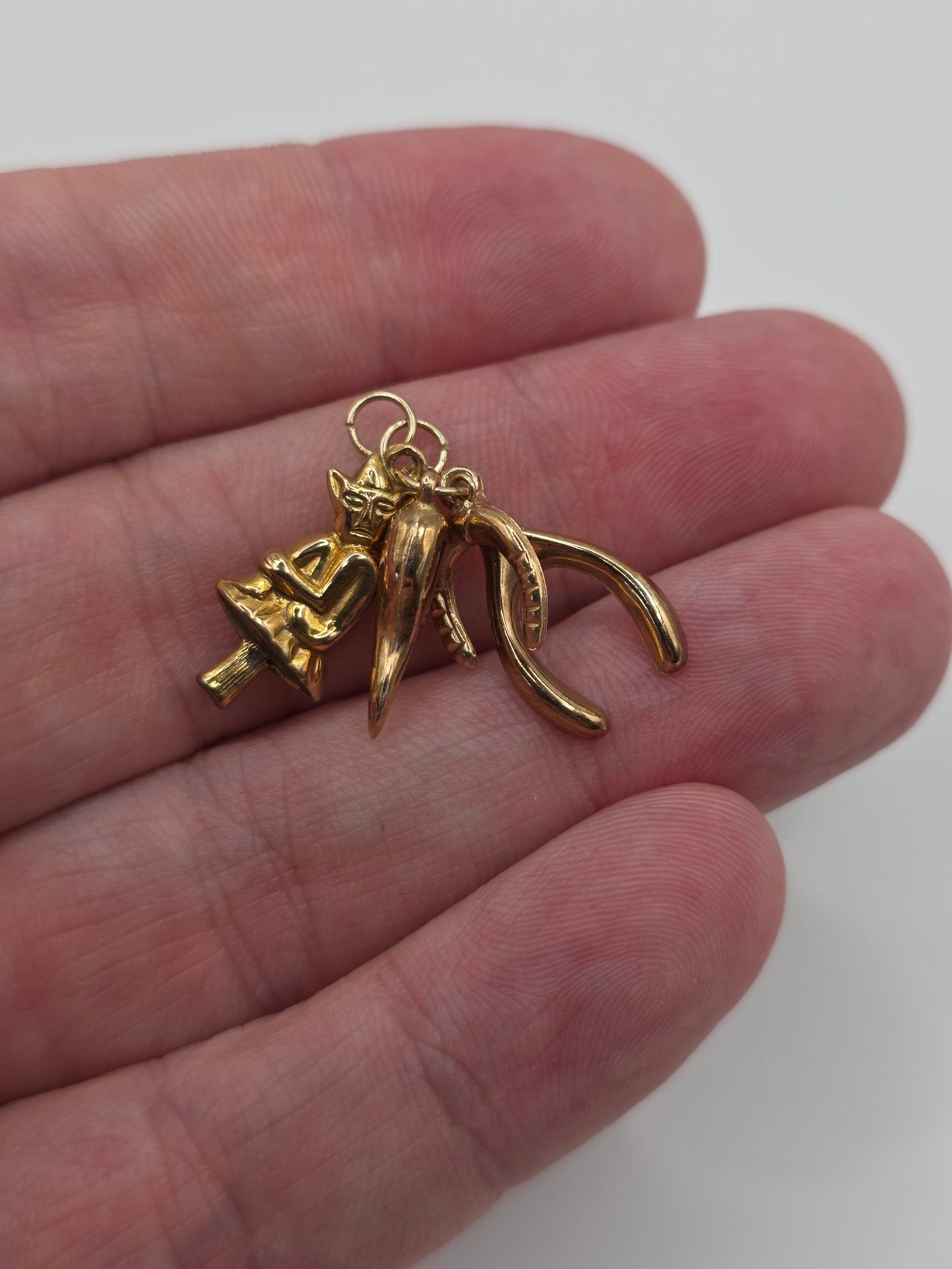9ct gold lucky charms