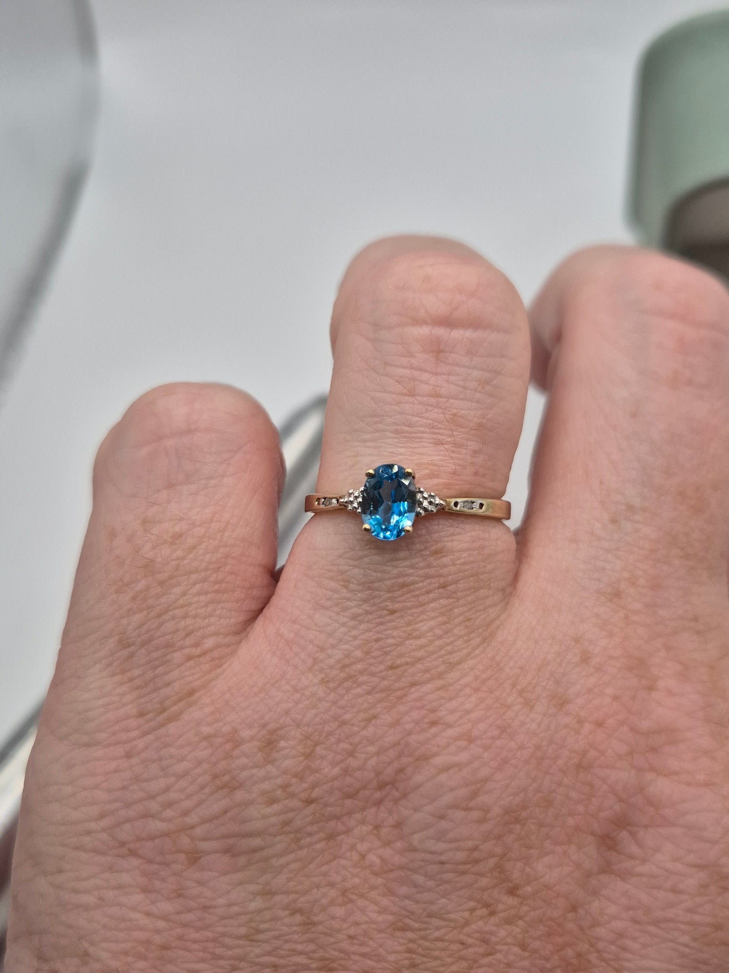 9ct gold topaz and diamond ring