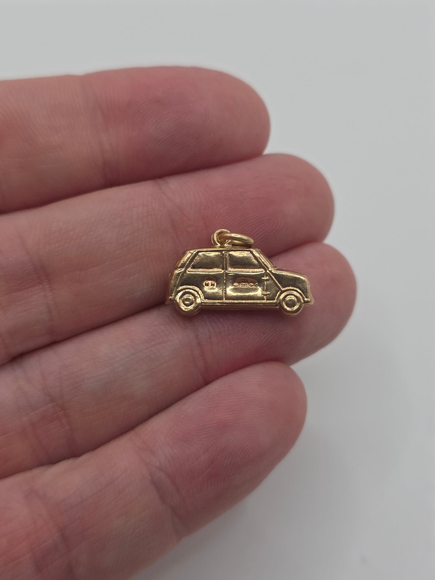 9ct gold mini charm