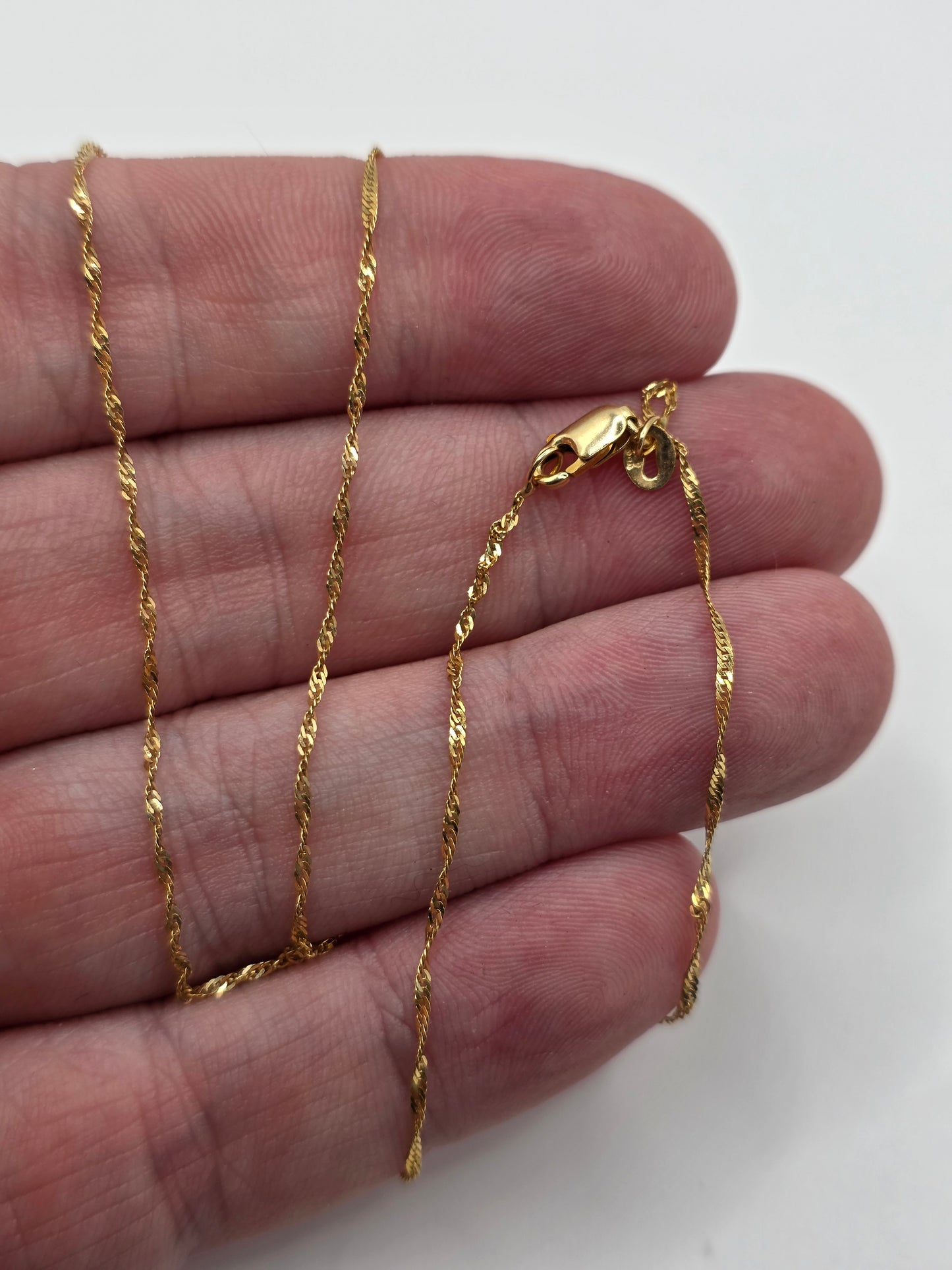 9ct gold twist link chain (69)