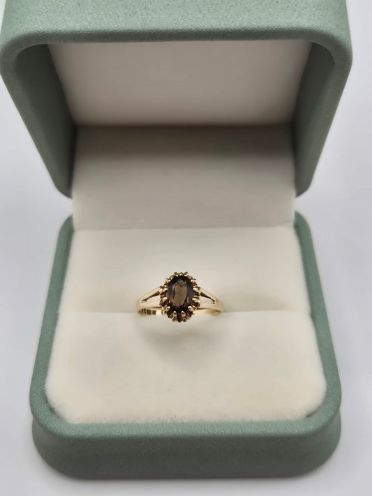 9ct gold smokey quartz ring