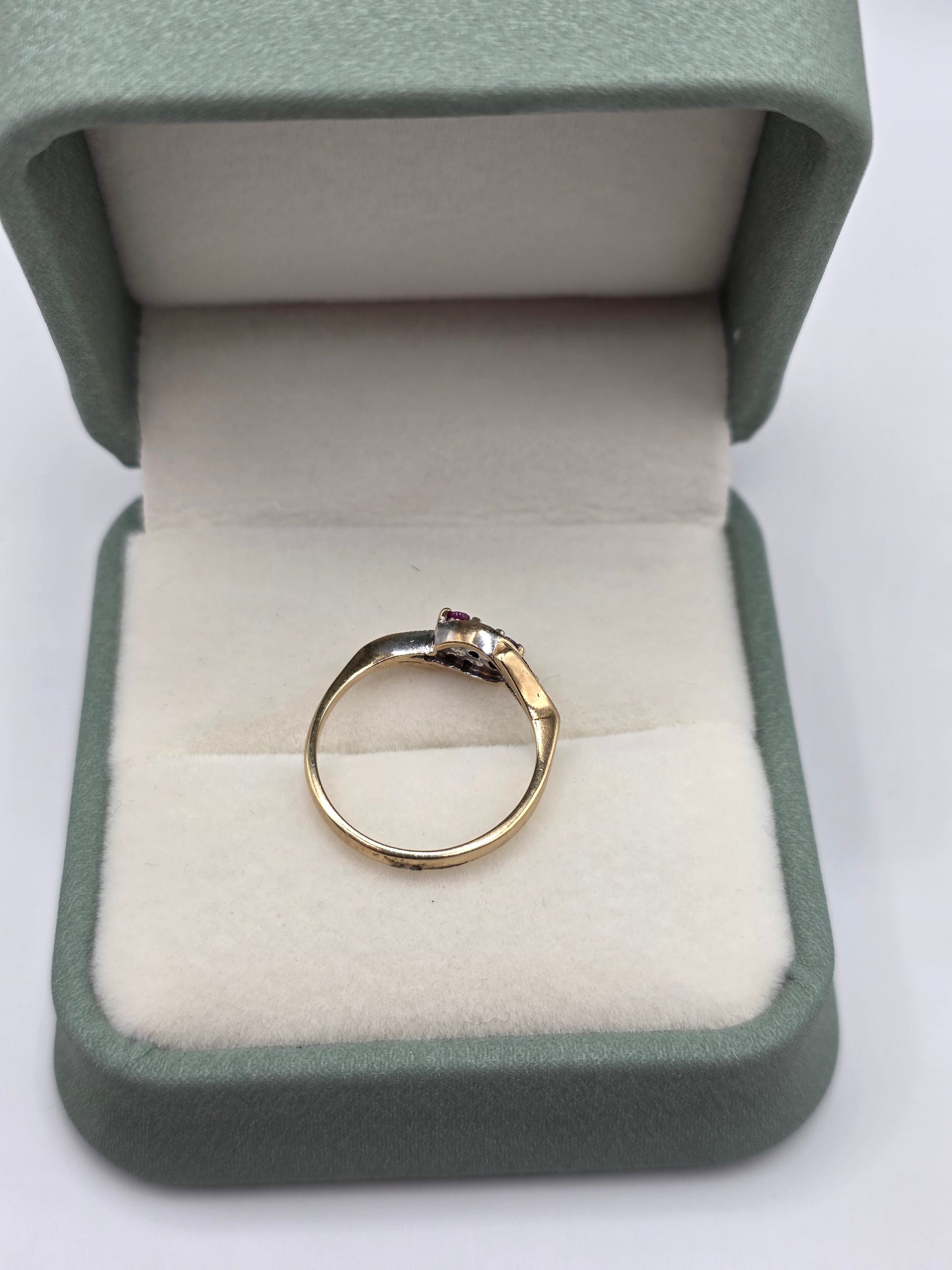 9ct gold ruby and diamond ring